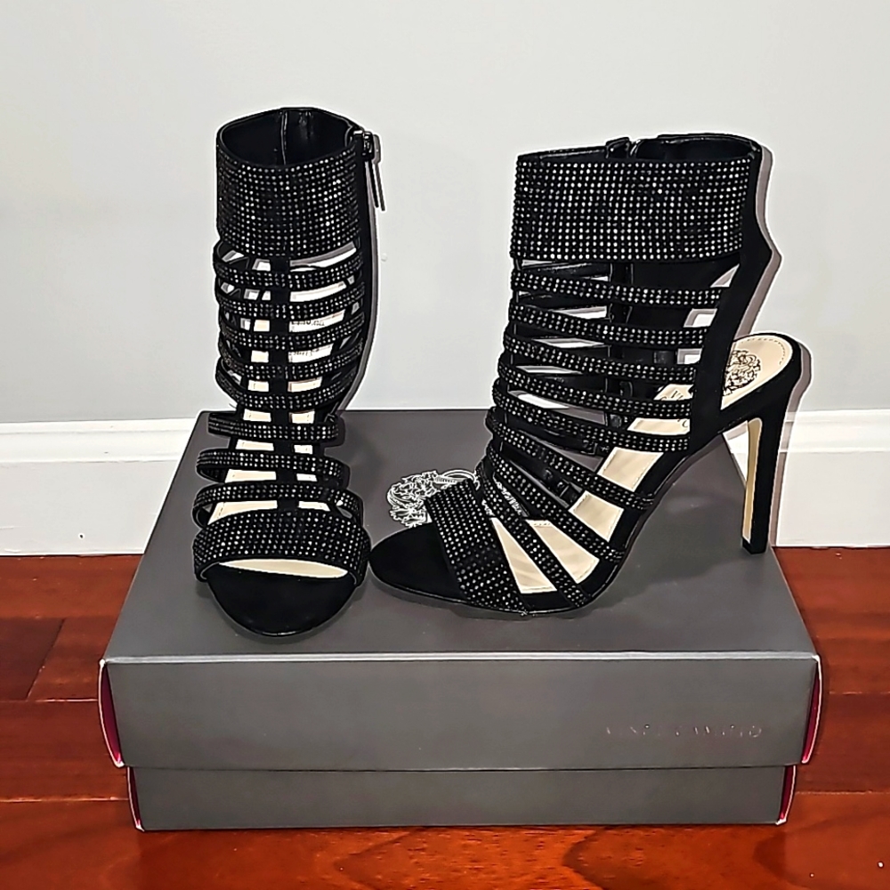 Vince Camuto VC-Katal Heels
